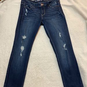 Hollister dark blue low-rise super skinny jeans
